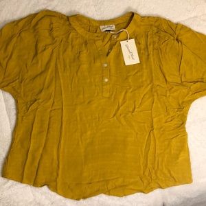 Mustard Universal Thread Boxy Tee